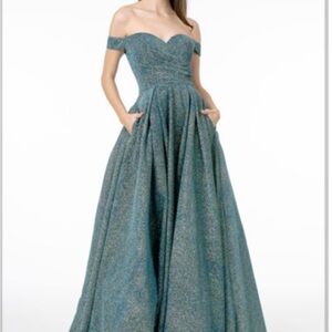 Elegant Off-Shoulder Gown in Blue